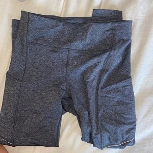 Gray cropped 21” Lululemon size 4